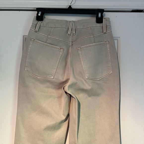 Good American Jeans - Picture 5 of 12